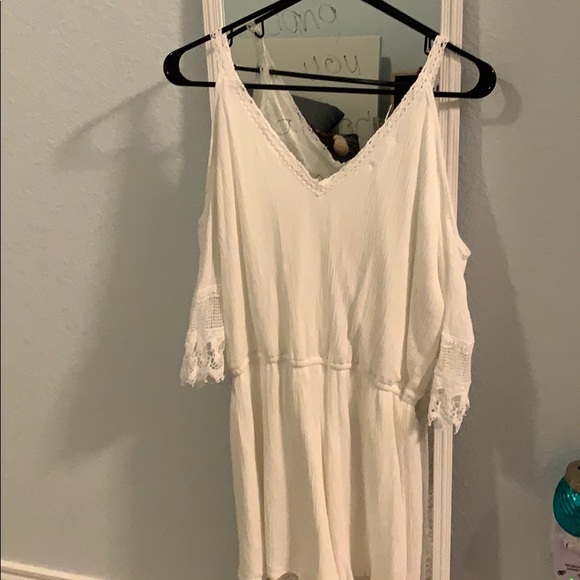 SOLD🎉 - Picture 3 of 5